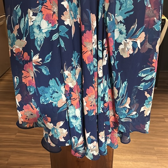 0x XL 14/16 Dress v neck flutter sleeve Plus Catherine's flowy mermaid - Picture 6 of 8